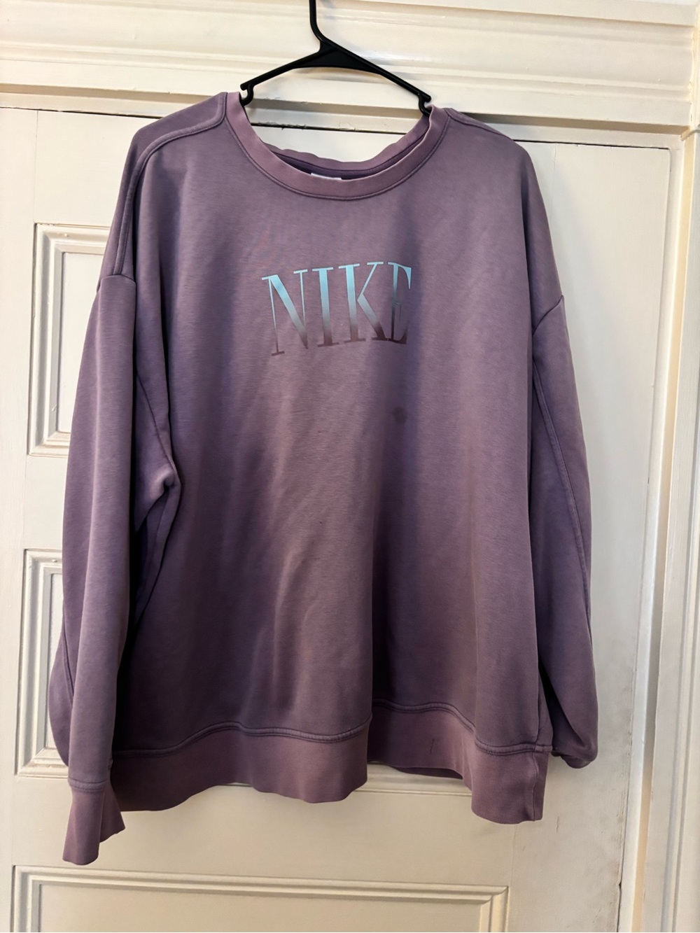 Nike Men's Lavender Crewneck Sweatshirt